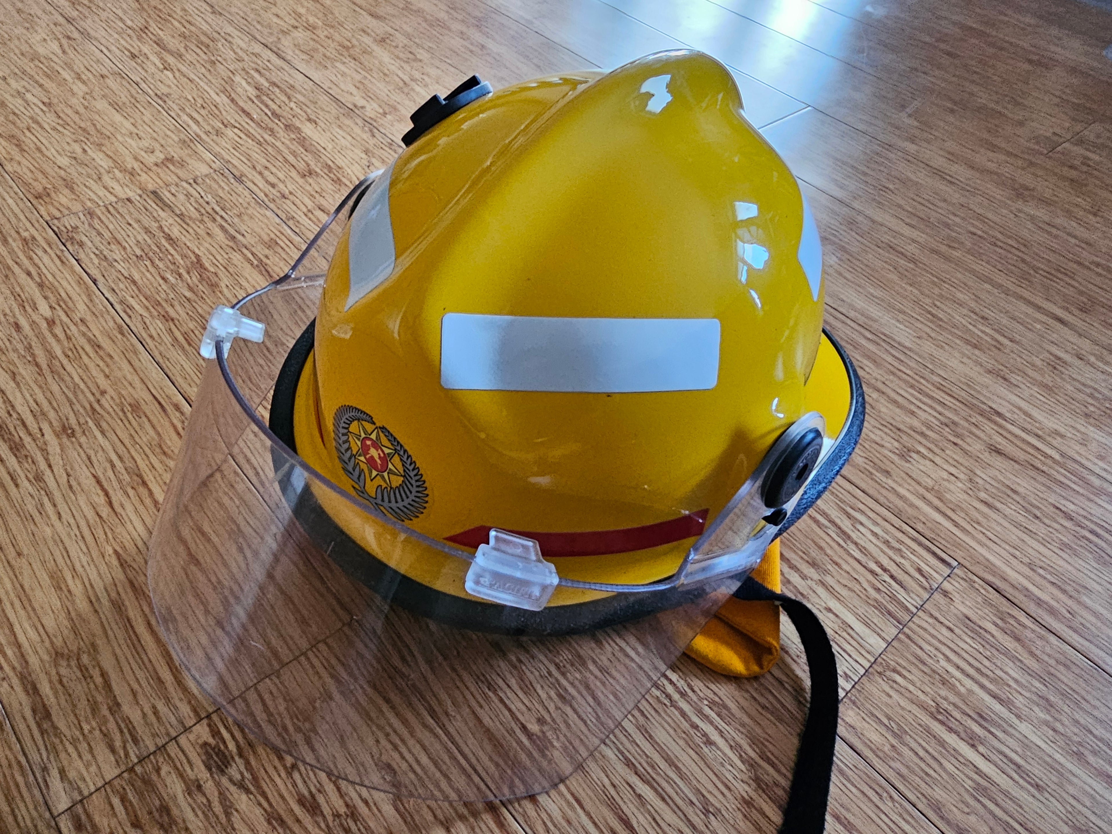 Reflective F3 White Rectangles